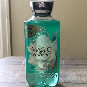 Magic in the Air bath and body works shower gel